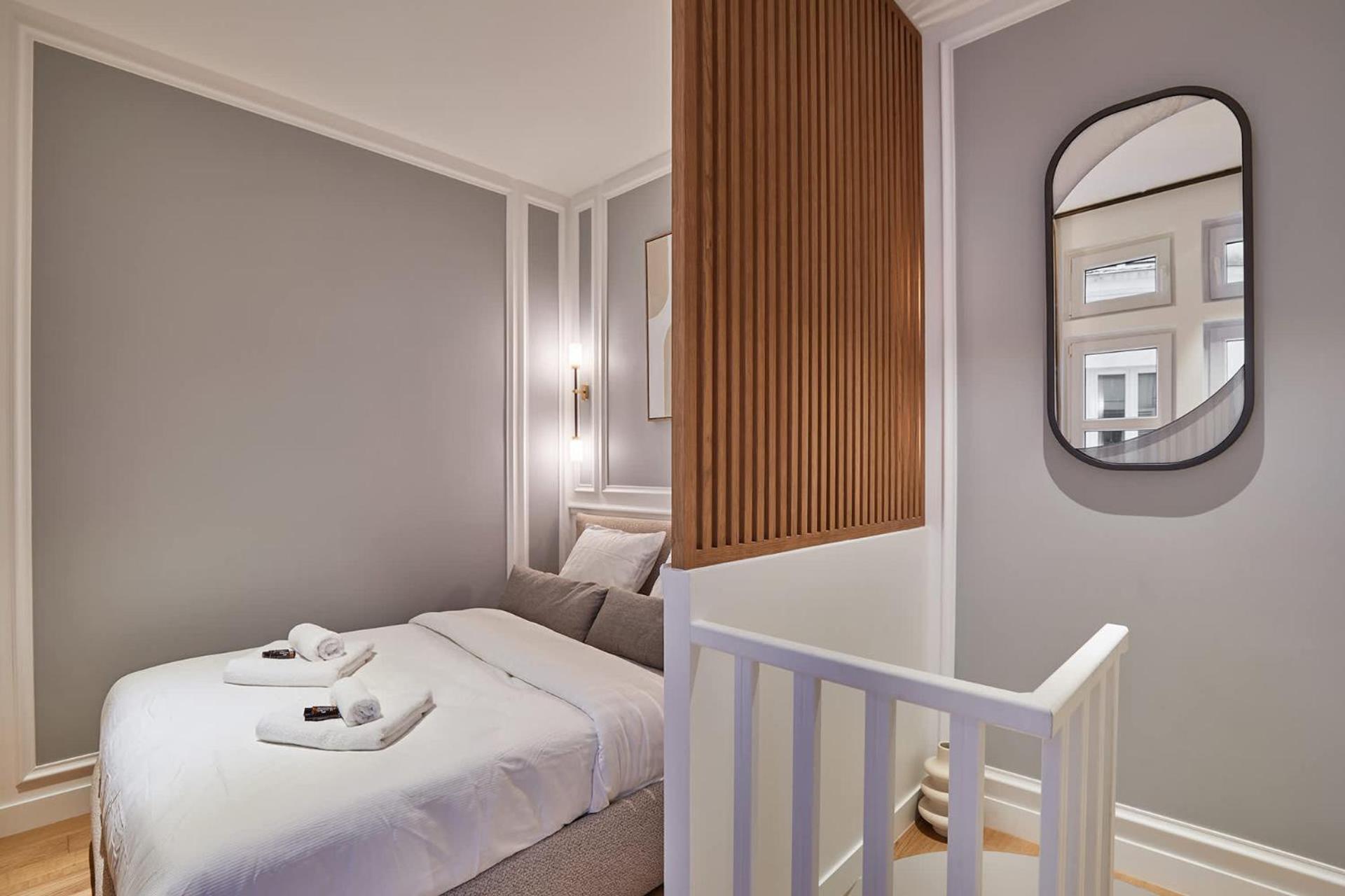 Sublim 1bdr Ac Arc De Triomphe Champs Elysees By Prestige *