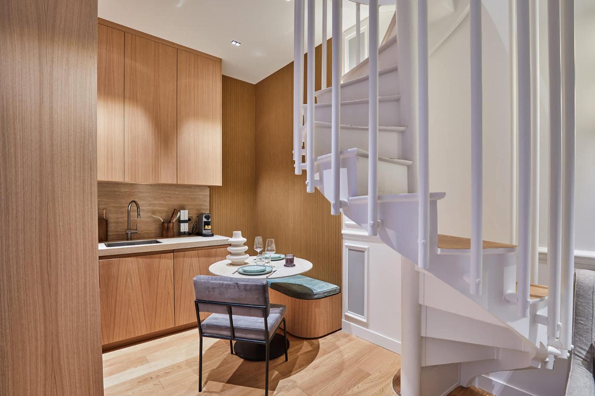 Sublim 1bdr Ac Arc De Triomphe Champs Elysees By Prestige Appartement Parijs