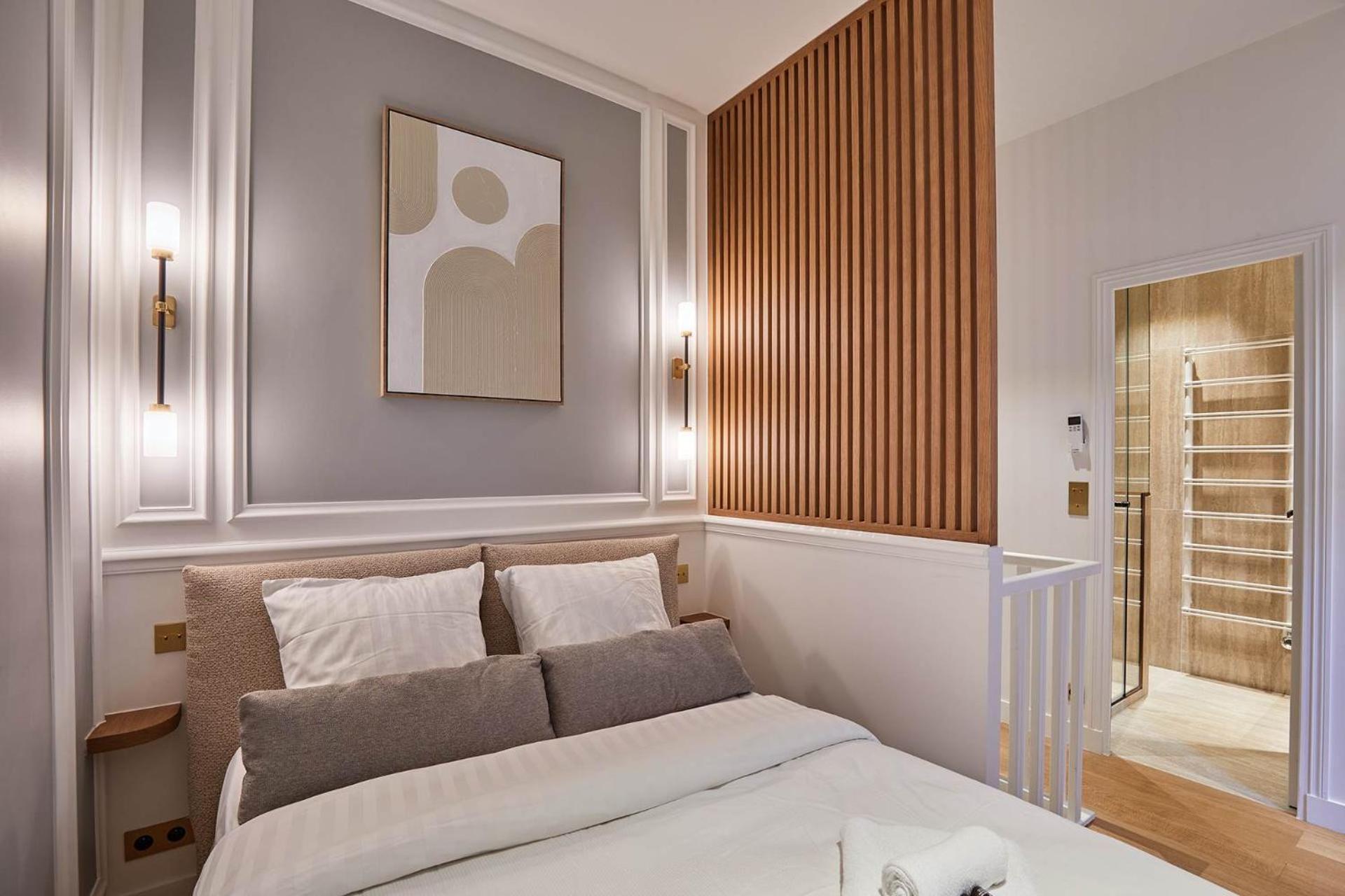 Sublim 1bdr Ac Arc De Triomphe Champs Elysees By Prestige